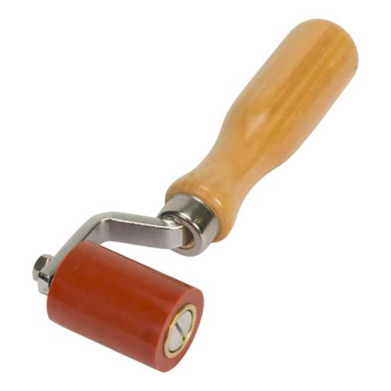 Aandrukrol met siliconen wiel en houten handvat – 45 mm